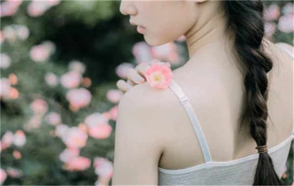 安多香港胎儿多大能鉴定性别(香港抽血验男女预约)